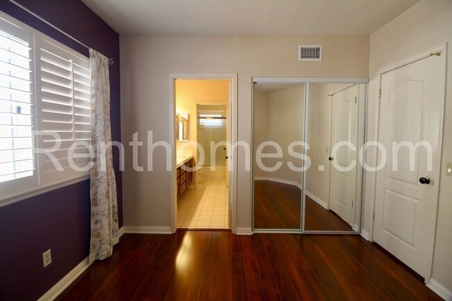 Building Photo - 11743 Windcrest Ln