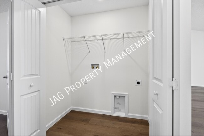 Building Photo - 251 Vin Rose Cir SE