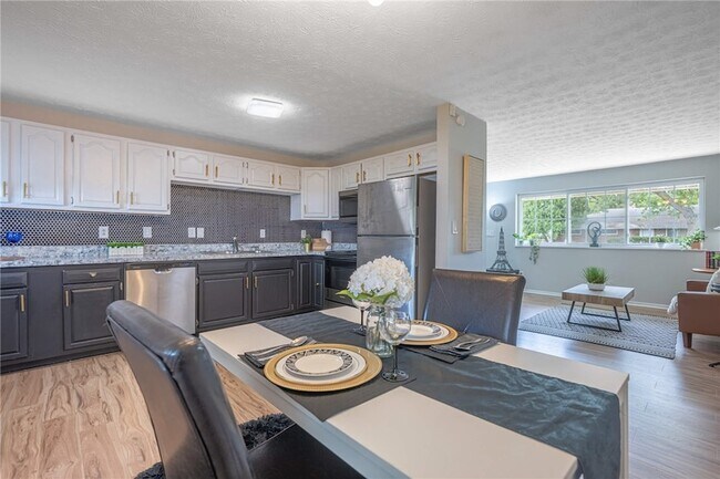 Building Photo - 5276 Buckner Dr