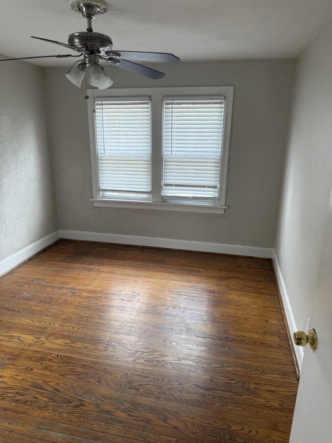 Building Photo - 7245 Bruno Ave