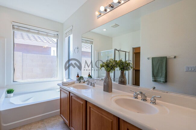 Building Photo - 39718 N Rolling Green Way