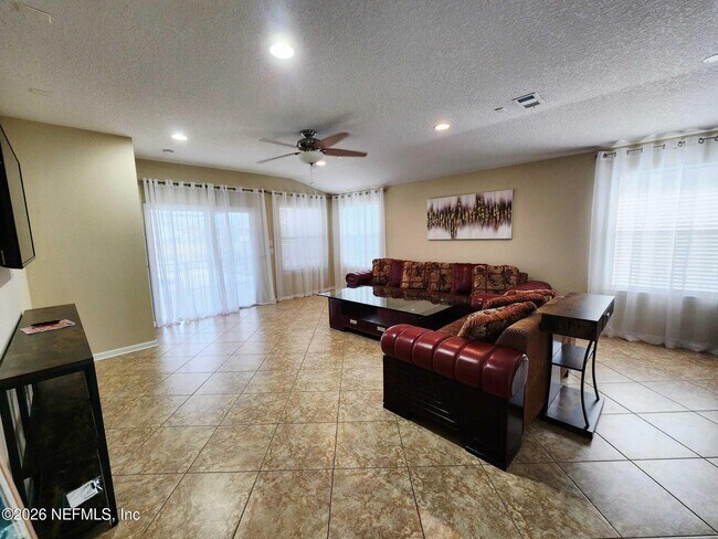 Building Photo - 529 Casa Sevilla Ave