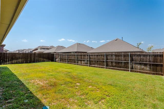 Building Photo - 406 Saddle Club Way