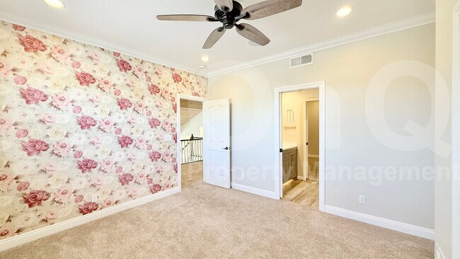 Building Photo - 10188 E Cortez Dr