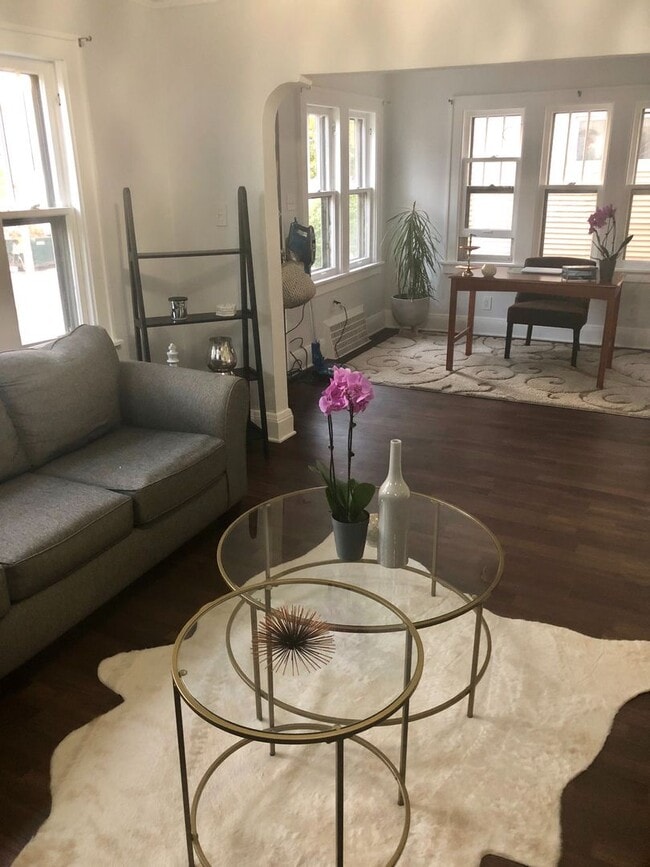 Building Photo - Annesley - 1438-1440 S 72nd Street