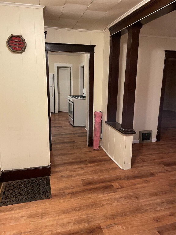 Building Photo - 11 Cleveland Ave