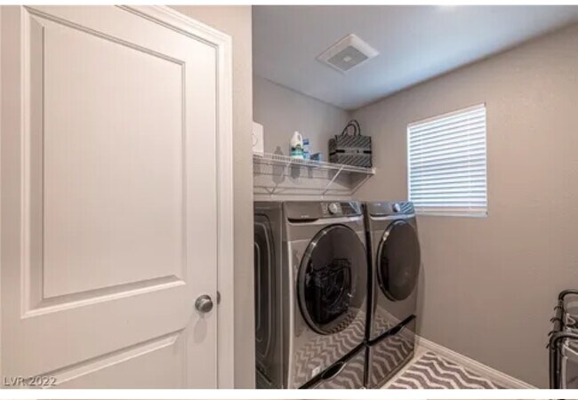 Building Photo - 8710 Glen Echo Ave