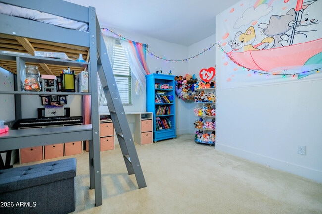 Building Photo - 21513 E Sparrow Dr