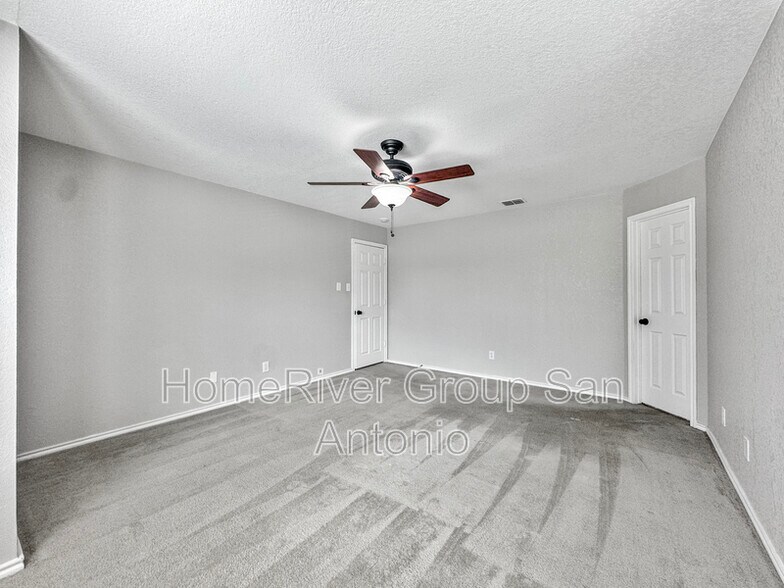 Building Photo - 128 Gatewood Bay