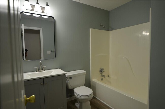 Building Photo - 4131 Sweetsprings Terrace SW