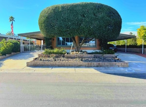 Building Photo - 39281 Palm Greens Pkwy