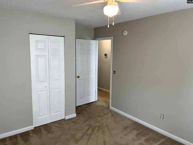 Building Photo - 415 Dahoon Dr