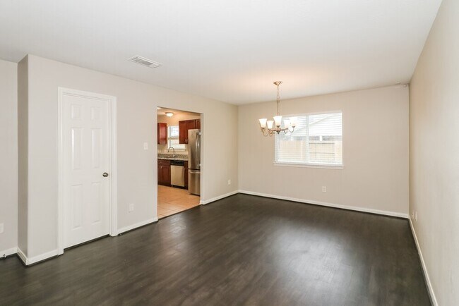 Building Photo - 12202 Greencanyon Dr