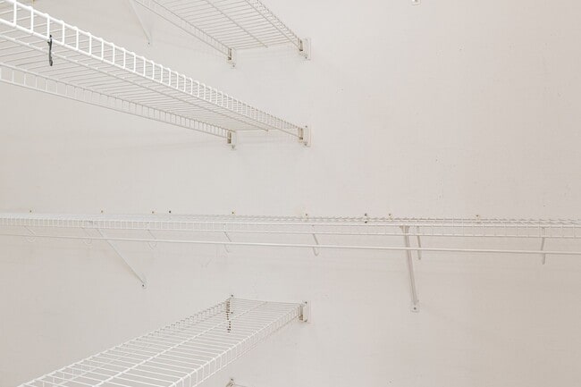 Building Photo - 1670 Waldrep St SE