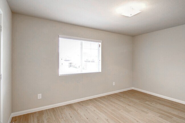 Building Photo - 2403 Thorney Ct