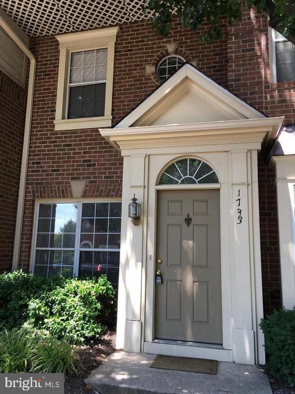 Primary Photo - 1733 Kingsgate Ct