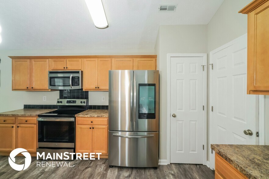 Building Photo - 8814 Eli Dr