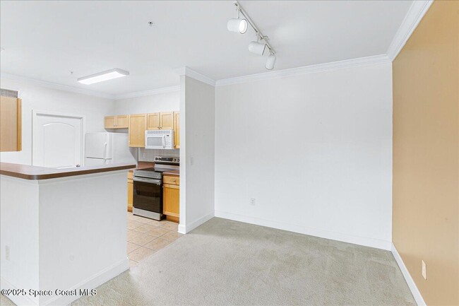 Building Photo - 6411 Borasco Dr