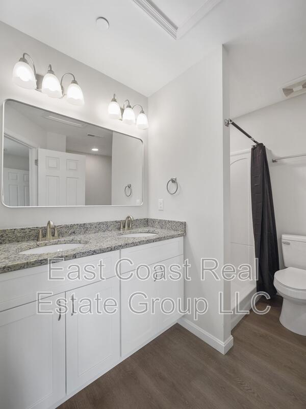Building Photo - 105 Natural Way