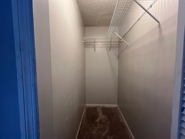 Building Photo - PRICE REDUCED!  Stylish 2 BR 2 BA Condo w/ Modern Amenities & Prime Parking!