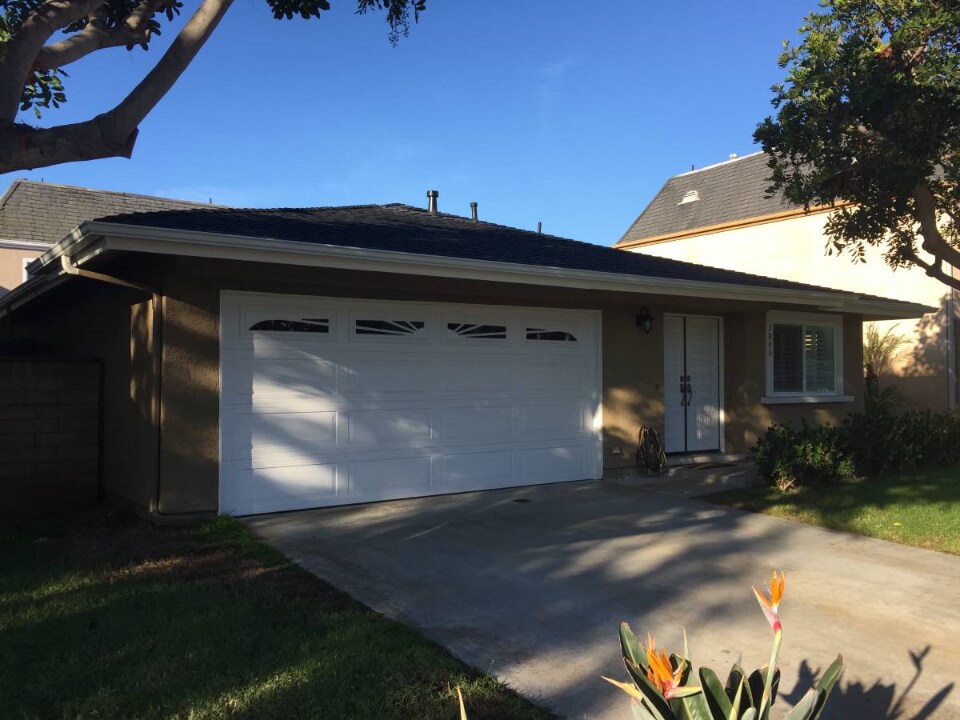 Building Photo - 3845 Hibiscus Cir