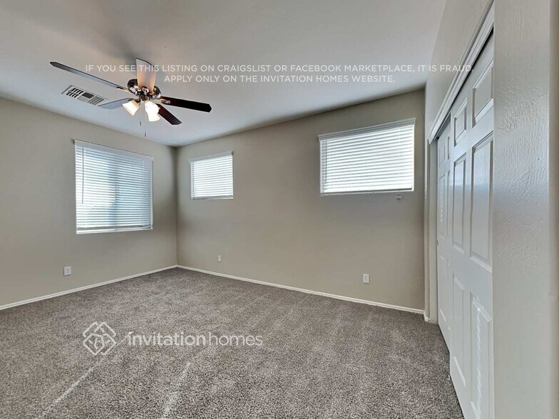 Building Photo - 13607 W Acapulco Ln