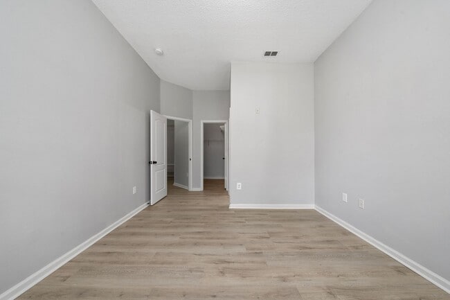 Building Photo - Lifestyle in Villanova at Hunter's Creek- ...