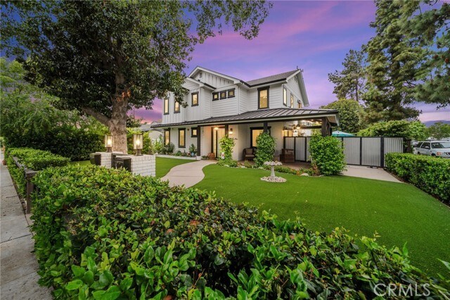 Building Photo - 2601 W Chandler Blvd