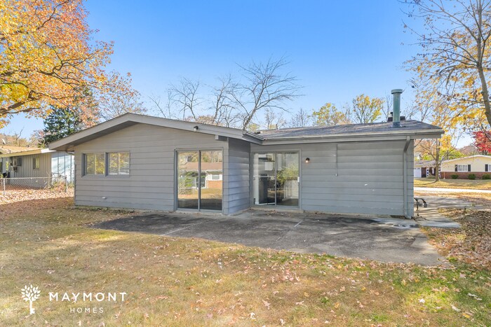 Building Photo - 3145 Kingsley Dr