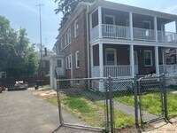 Building Photo - 8 Horace St