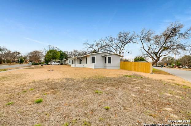 Building Photo - 411 Dresden Dr