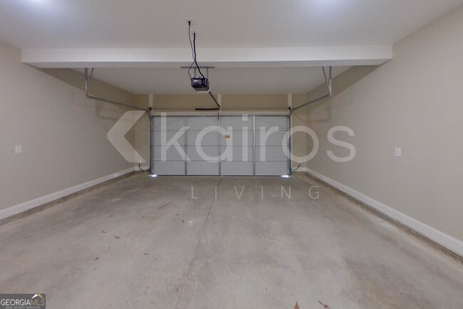 Building Photo - 157 Allentown Wy