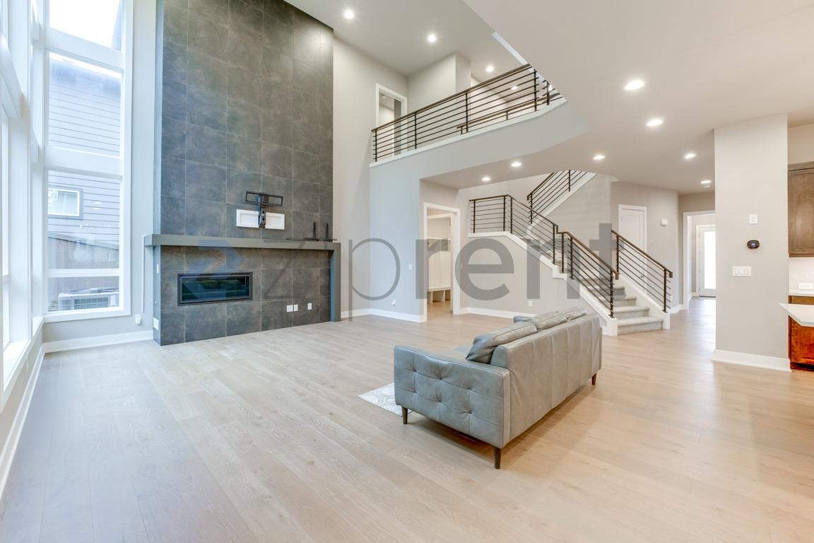 Building Photo - 24308 NE 24th St