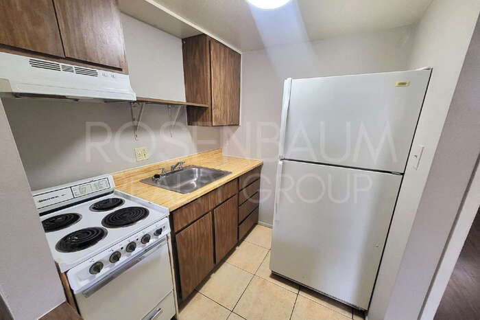 Building Photo - 9230 N 6th St