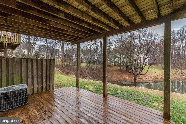 Building Photo - 7118 Eden Brook Dr