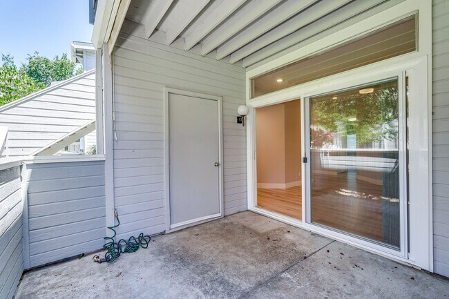 Building Photo - Welcome Home!!! - Great Location