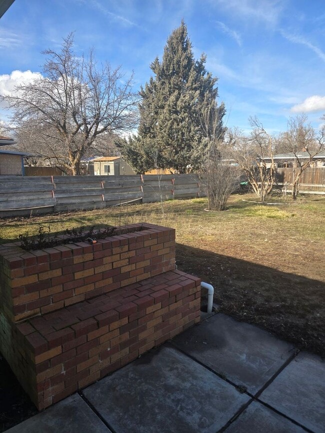 Building Photo - 3 bedroom 1 bath