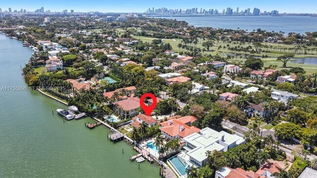 Building Photo - 5661 Pine Tree Dr