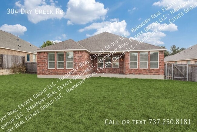 Building Photo - 304 Dry Creek Rd