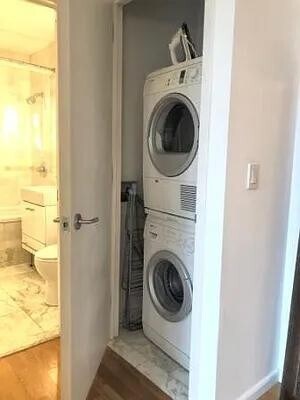 Building Photo - 635 W 42nd St