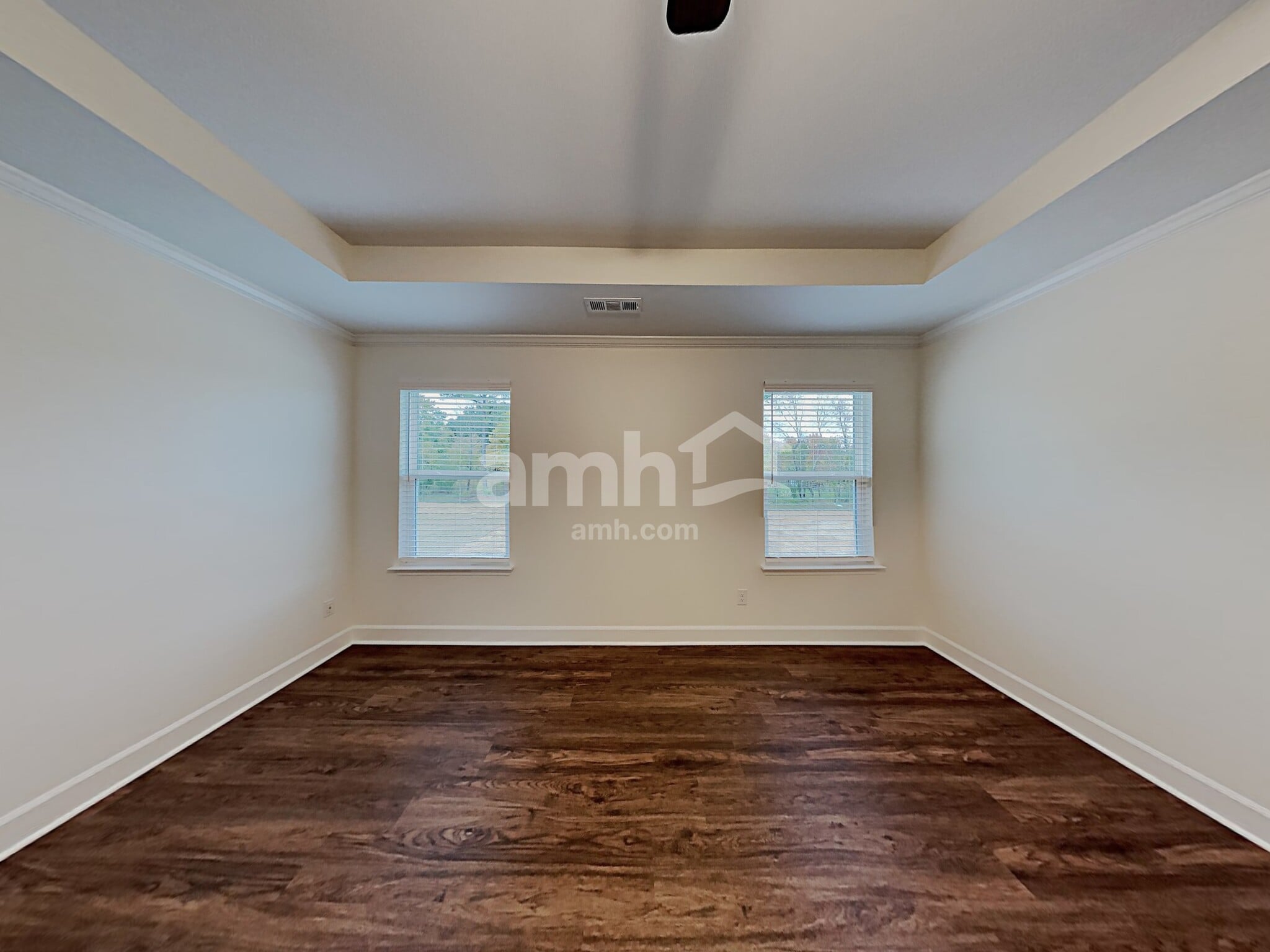 Building Photo - 2919 Throneberry Ln