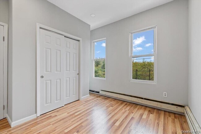 Building Photo - 114-27 Bedell St