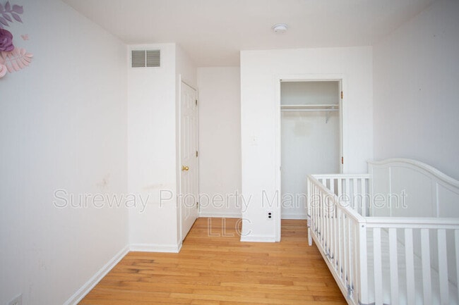 Building Photo - 712 Sage Hill Dr