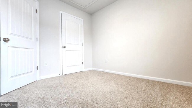 Building Photo - 517 Ridgely Blvd