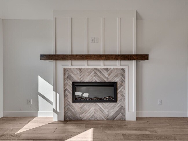 Building Photo - Brand New Home in Noble!