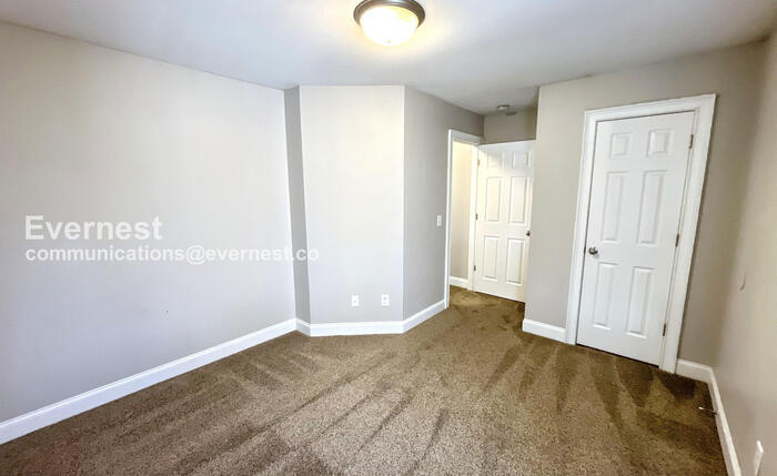 Building Photo - 13 Brown Estates Dr