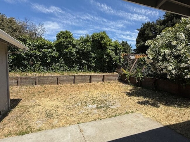 Building Photo - 3-Bedroom Single Family Home in PInole