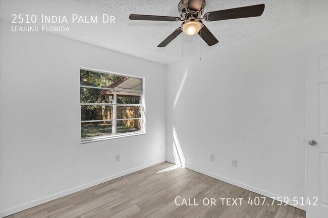 Building Photo - 2510 India Palm Dr