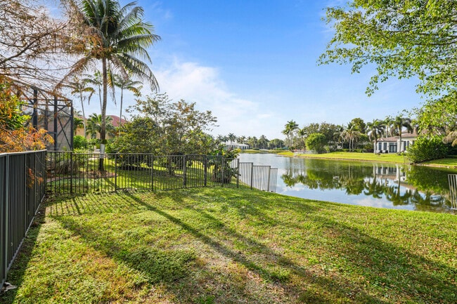 Building Photo - 3201 E Stonebrook Cir