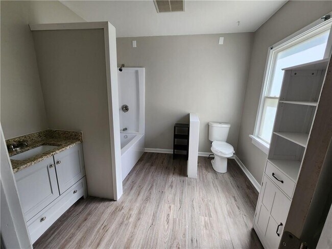 Building Photo - 3140 Kipling Dr
